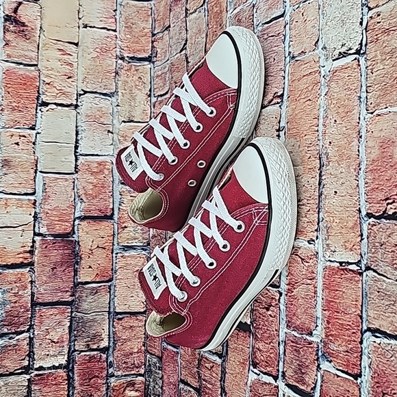 CONVERSE ALL-STAR CHUCK TAYLOR LOWTOP SHOES WOMANS SIZE 5 GUC - Picture 2 of 11